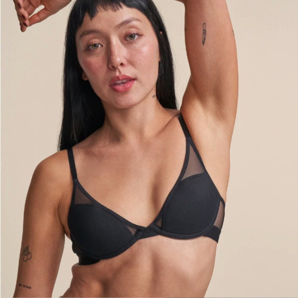 Wireless Black Mesh-Trim Bra - Women Intimates